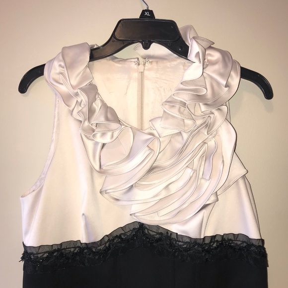 Mini Ruffle Dress - Picture 3 of 4